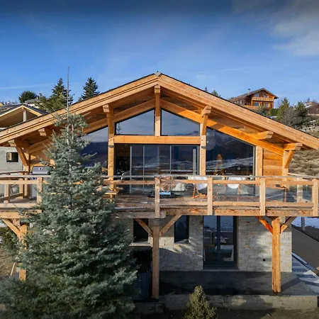 木屋 Calid - Ovo Network *